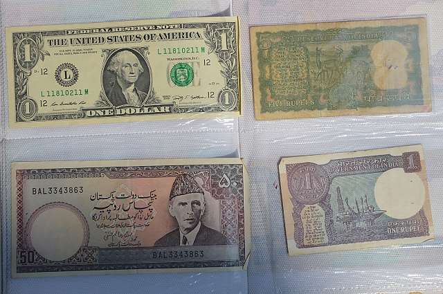 for sale all world old and new antique currency note and coin (30)